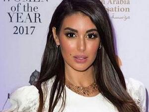  ياسمين صبري تفوز بجائزة المرأة العربية للأعمال الإنسانية 