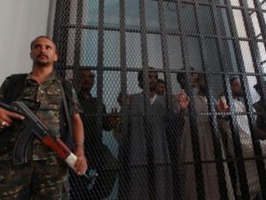 محاكمة متهمين بتهمة الانتماء للقاعدة/أ.ف.ب