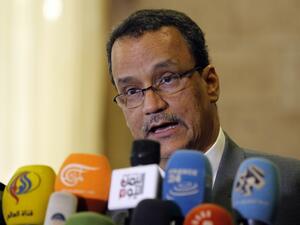 The United Nations Special Envoy to Yemen Ismail Ould Cheikh Ahmed speaks during a press conference ahead of his departure at Sanaa international airport, on November 7, 2016. (AFP/Mohammed Huwais)
