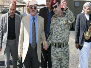 صالح يلوح بالتنحي لصالح ابنه 
