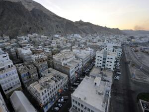 An aerial view of Mukalla, Yemen. (AFP/File) An aerial view of Mukalla, Yemen. (AFP/File)