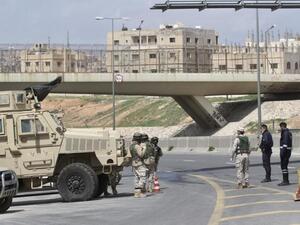 وأدخل الأميران حسين ومحمد، الحجر الصحي بعد وصولهما إلى مطار الملكة علياء الدولي، قبل 14 يوما.