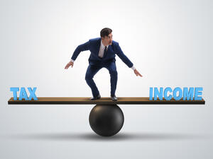 10 countries with low income tax