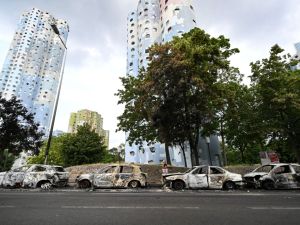 France riots cost more than $1b