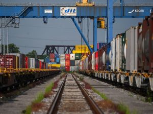 German industry output plunges in June
