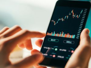 Tips for Traders: Mobile-First Brokerage