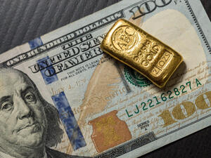 US inflation decline weighs on gold prices