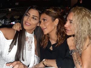 طليقة أحمد إبراهيم برفقة أصالة وعدد من الأصدقاء في حفل عيد ميلادها