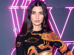 Tuba Büyüküstün continues to raise money for quake victims
