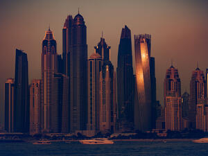 Emirates Development Bank Joins Forces with Beehive to Boost SME Financing