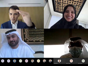 دبي الذكية تبحث مع موظفيها تفاصيل الإجراءات الاحترازية لعودة العمل من مقرها