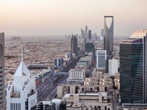  ميدل إيست إيكونوميك دايجست وبنك المشرق يحتفيان بعشر سنوات على تكريم نخبة المشاريع في المنطقة 