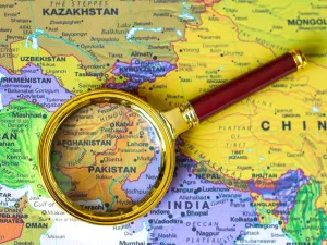 Monthly Remittances to Pakistan Remain Hit $2.8 Billion in April
