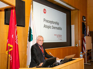 خبراء أمراض جلدية دوليون يشاركون في أعمال مؤتمر لوايل كورنيل للطب - قطر