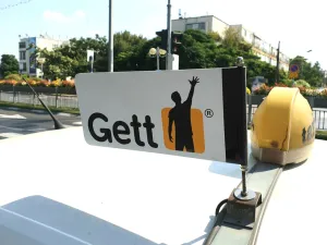 Kosher Ride: Israeli Taxi App' Sued For Racial Discrimination Against Arab Drivers