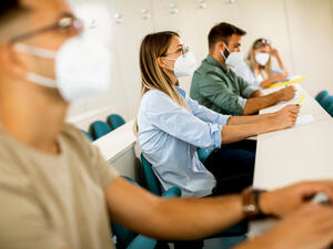 UAE-Based University Lures Vaccinated Students with Up to 50 Percent Discount On Fees