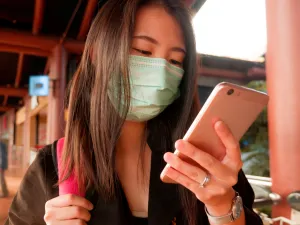 Apple: New Update Allows Users to Unlock Phones With Masks On