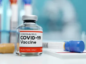 Iran Receives First Batch of Chinese Sinopharm Vaccine