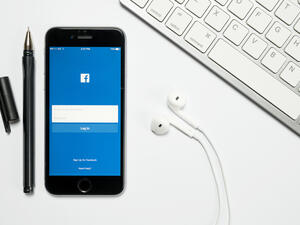 Facebook Becomes $1Trillion Company