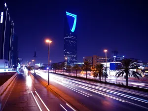 Saudi Arabia: GDP Down 3.3 Percent Despite Non-Oil Economy Growth