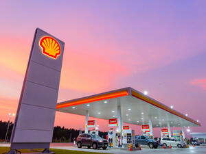 Shell Ordered by Dutch Court to Reduce Carbon Emissions