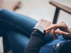 This Smartwatch App Alerts Deaf People About Surrounding Sounds