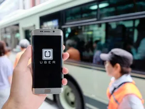 Uber's Food Delivery Business Outdoes Rides Service Due to COVID-19