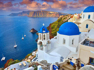 Wizz Air Abu Dhabi Starts Flights to Greek Island Santorini