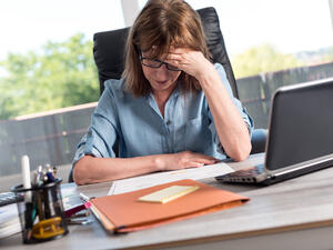 منظمة الصحة العالمية: العمل لمدة 55 ساعة أسبوعيا يمثل خطرا شديدا على الصحة