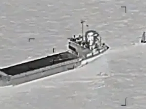 إحباط محاولة إيرانية للاستيلاء على سفينة للبحرية الأميركية في الخليج