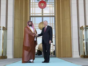 السعودية وتركيا تتفقان على إطلاق "حقبة جديدة" من التعاون في علاقاتهما