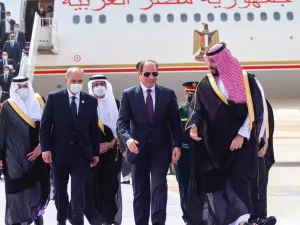 السيسي يبدأ زيارة رسمية للسعودية