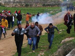 الاحتلال يداهم منزلي منفذي عملية إلعاد والحاخام الاكبر بدعو اليهود لحمل السلاح