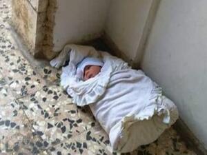 "هذا الطفل أمانة برقبتك”