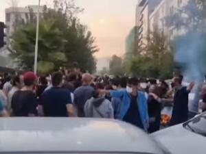 القضاء الايراني يصدر مئات الاحكام بالسجن على خلفية الاحتجاجات