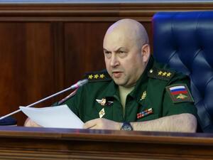 قائد العمليات الروسية في أوكرانيا الجنرال سيرغي سوروفيكين