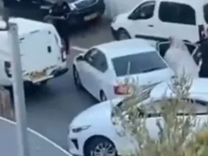 بالفيديو.. لحظة اعتقال القوات الاسرائيلية عروسا فلسطينية خلال حفل زفافها 