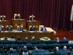 مجلس النواب الليبي يسحب الثقة من حكومة الدبيبة