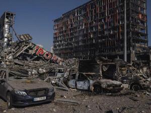 القصف الروسي يحيل ماريوبول إلى رماد 