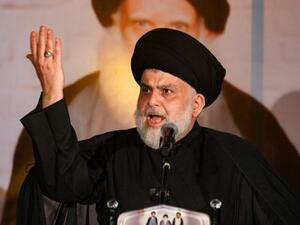 الصدر للمالكي: اعتزل او سلم نفسك