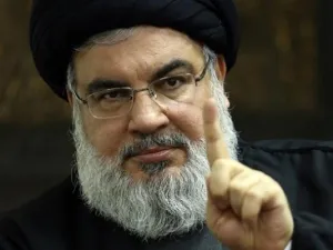 نصر الله يتعهد للبنانيين بجلب المحروقات إليهم من إيران