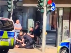 لحظة اعتقال مسلح أطلق النار داخل مدرسة في ألمانيا