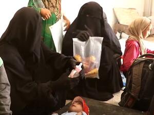 فرنسا تستعيد 55 امرأة وطفلا من مخيمات الجهاديين في سوريا