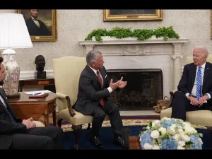 الملك عبدالله وبايدن يؤكدان أهمية منع تكرار الاعتداءات على القدس ومقدساتها
