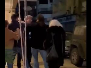 مواطن غاضب يصفع وزير الطاقة اللبناني في شارع الحمراء (فيديو)