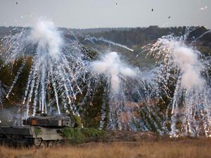 محظورة دوليا.. دولة اوروبية تسعى لإمداد اوكرانيا بقنابل عنقودية