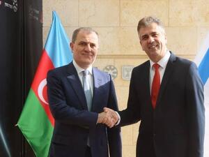 اذربيجان تفتتح رسميا اول سفارة لها في اسرائيل