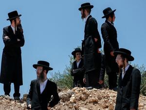 أحد أبرز أطباء إسرائيل يدعو لمنع الفلسطينيين من الإنجاب