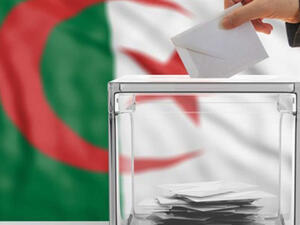 انتخابات الرئاسة الجزائرية استحقاق ترفضه بشكل قاطع الحركة الاحتجاجية ويبقى إجراؤه غير مؤكد.