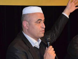 الناشط الحقوقي الجزائري كمال الدين فخار توفي